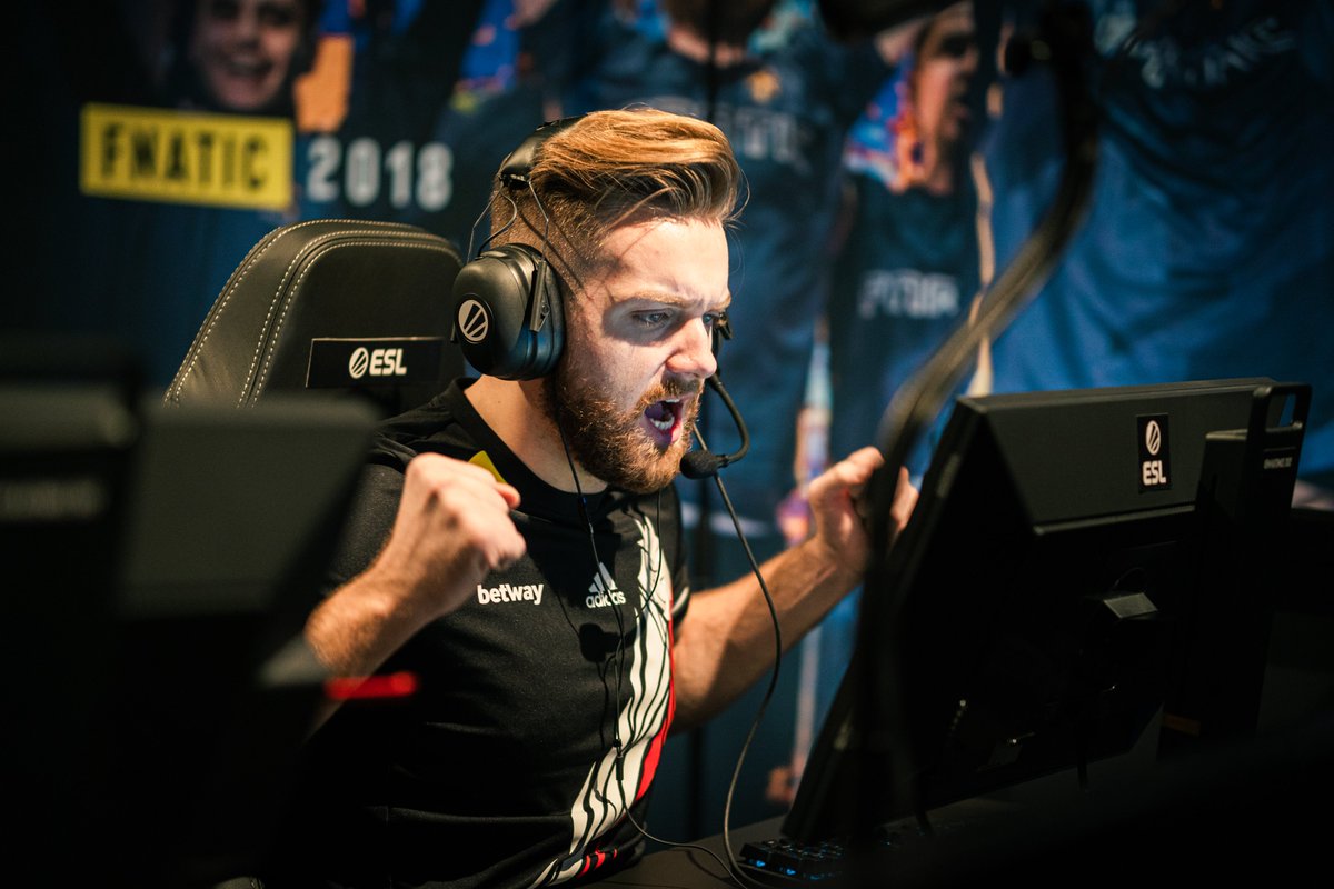 G2 enter the playoff of IEM Katowice