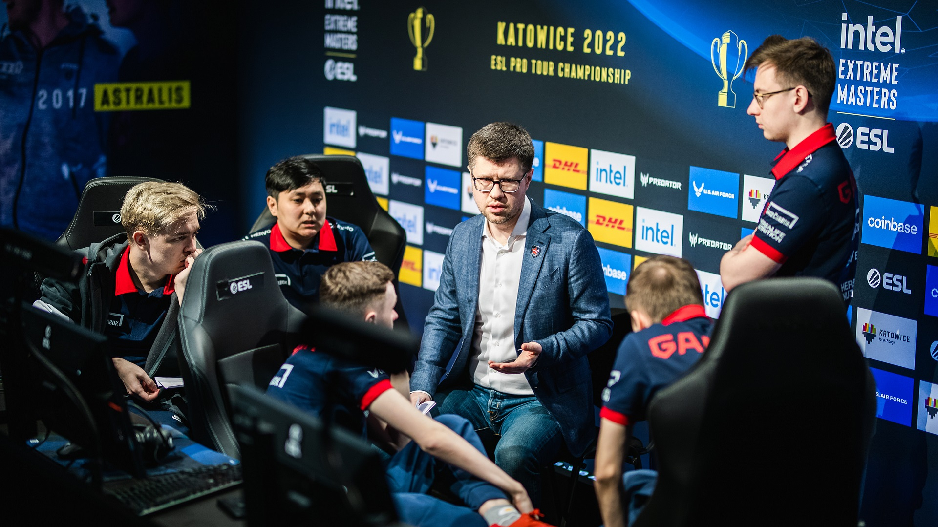 Players to encounter FaZe in the first round of the playoff after four victories in Group C