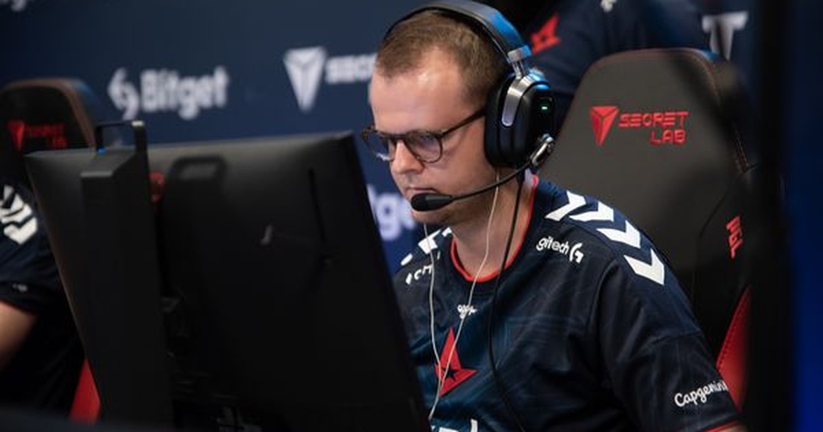 Astralis start the event with a victory