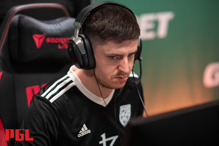 ApEX: "Only Spinx And ZywOo Can Do Whatever They Want In Vitality"