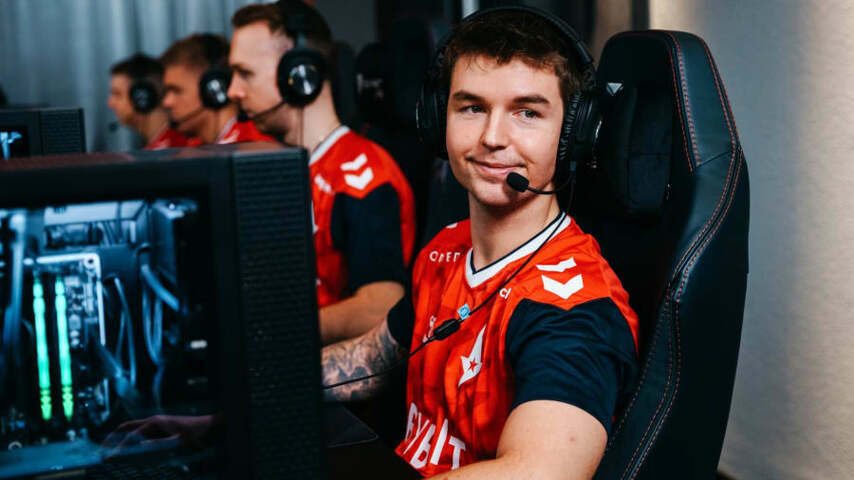 dev1ce wasn't sure about coming back to the CS:GO pro scene
