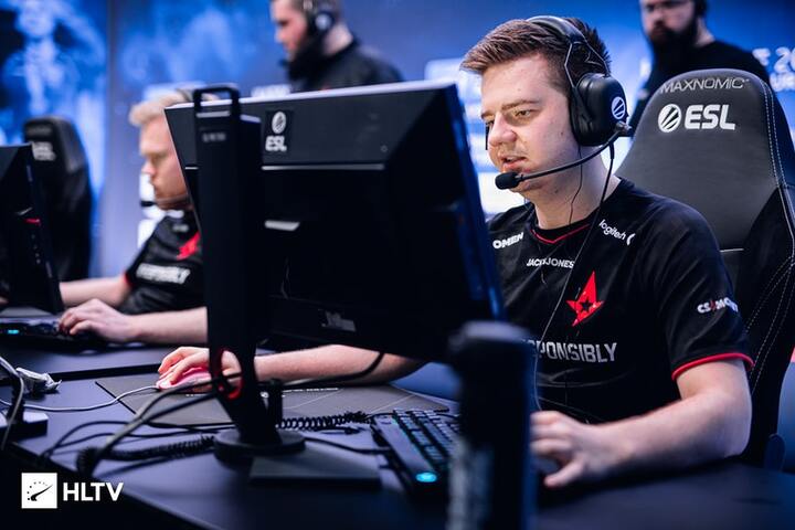 The time to change: Astralis and Team Vitality